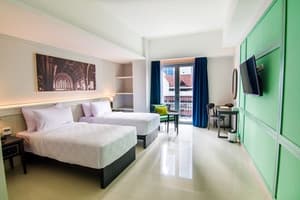thumbnail: Room