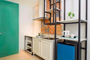 thumbnail: Shared kitchen