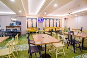 thumbnail: Restaurant