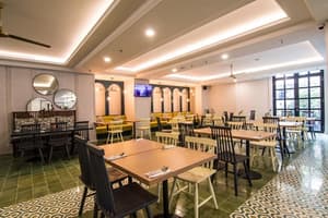 thumbnail: Restaurant
