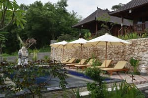 thumbnail: Sundeck