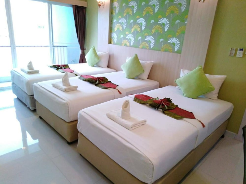 Swimming pool-spa