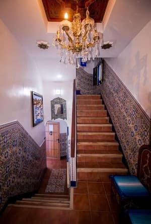 thumbnail: Interior
