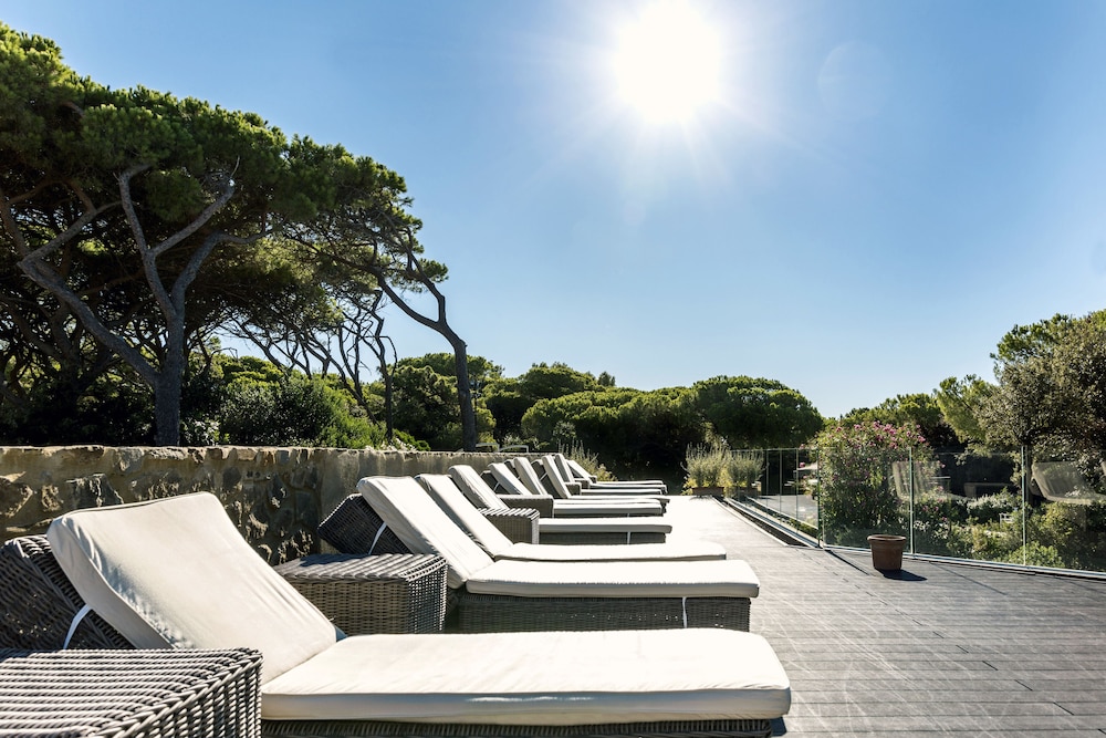 Sundeck