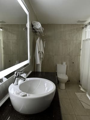 thumbnail: Bathroom