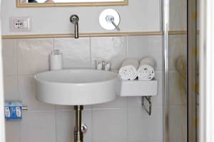 thumbnail: Bathroom sink