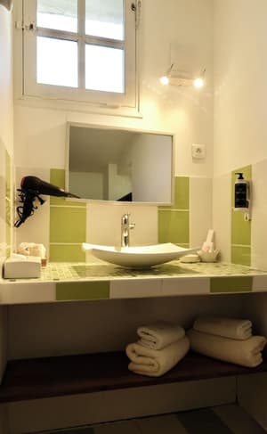 thumbnail: Bathroom