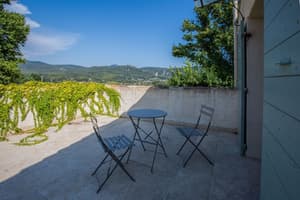 thumbnail: Terrace/patio