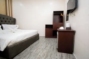 thumbnail: Room
