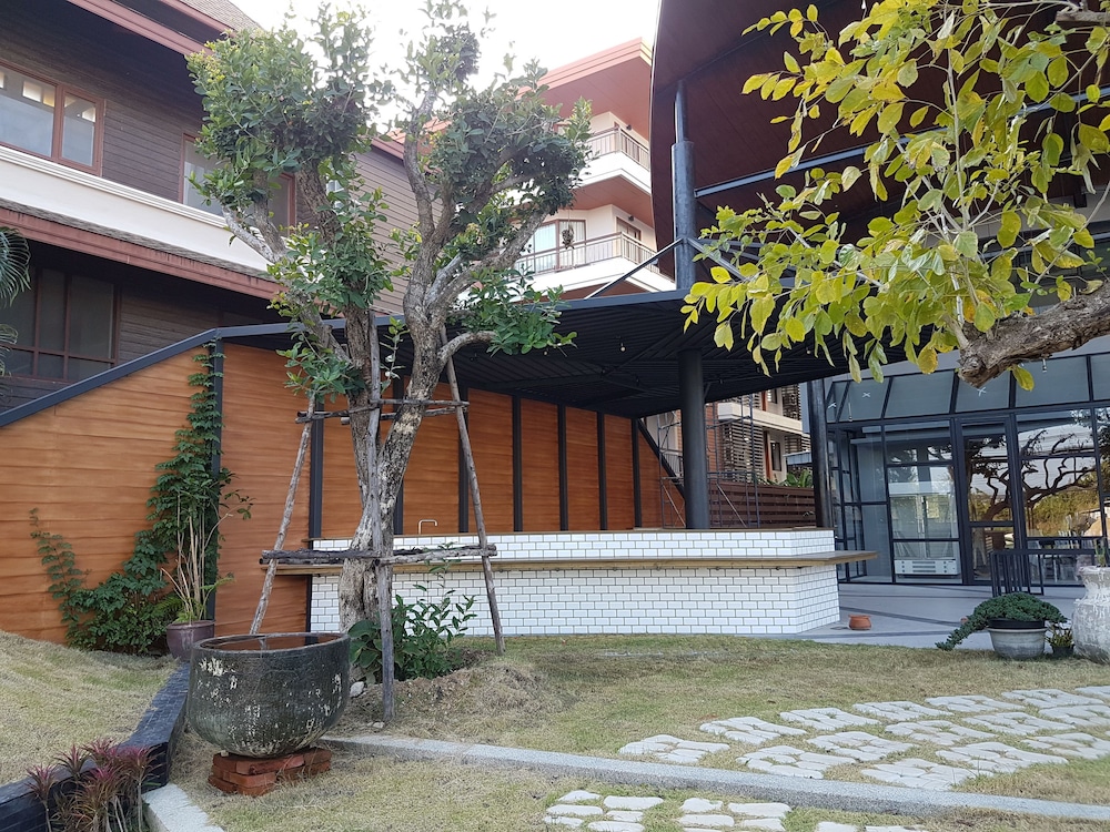 Swimming pool-spa