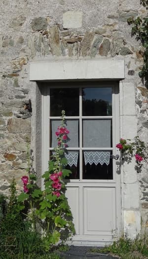 thumbnail: Exterior