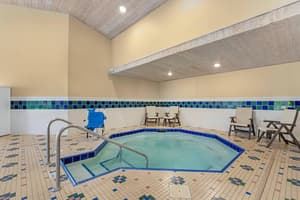 thumbnail: Pool