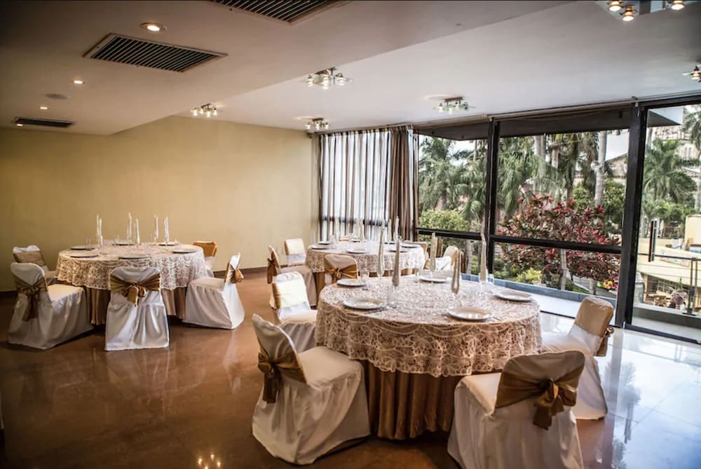 Restaurant-cafeteria