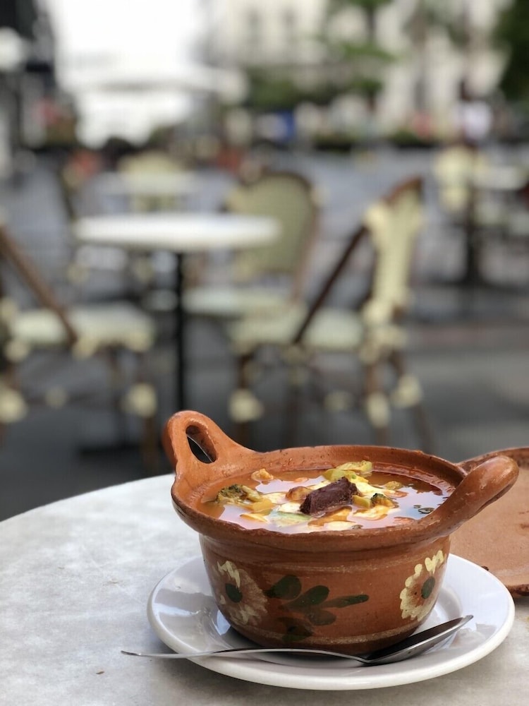 Restaurant-cafeteria