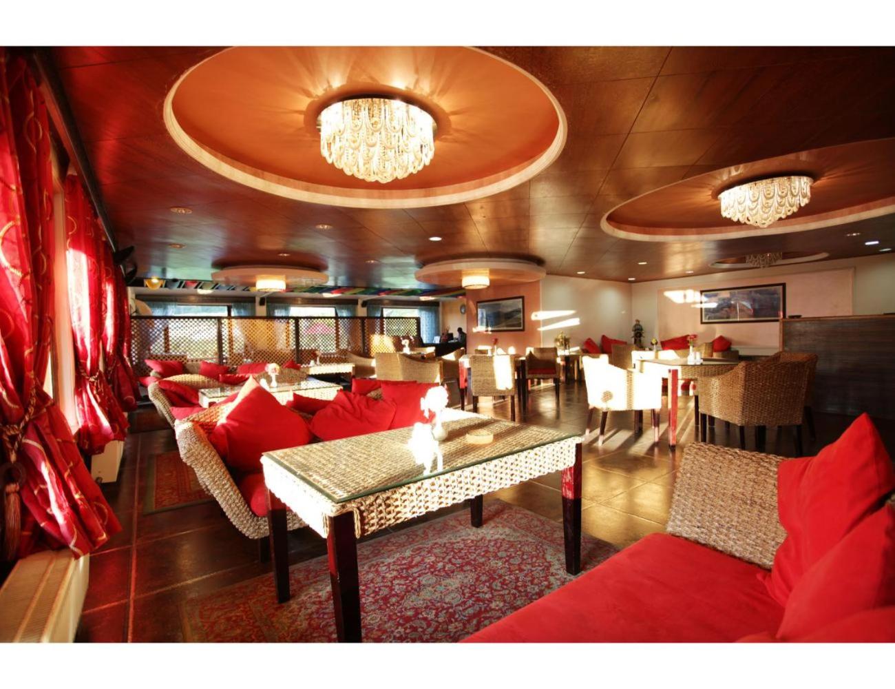 Restaurant-cafeteria