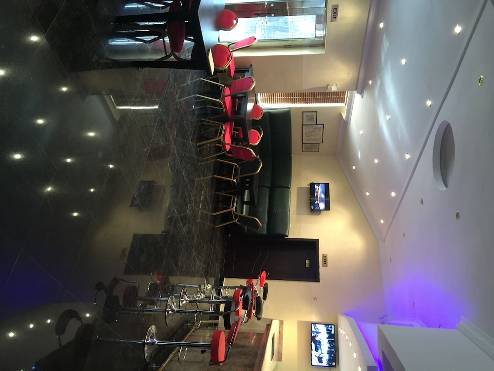 Restaurant-cafeteria