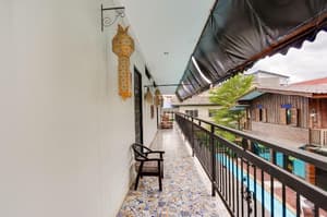 thumbnail: Terrace