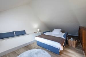 thumbnail: Living area