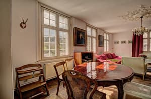 thumbnail: Living area