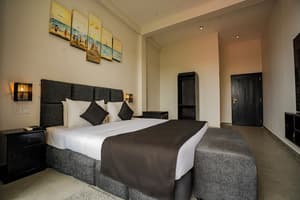 thumbnail: Interior detail