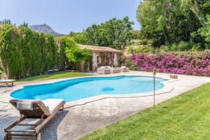 thumbnail: Outdoor pool