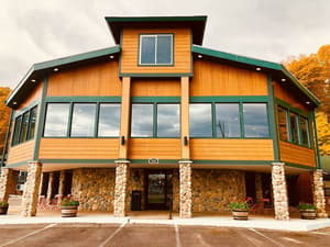 thumbnail: Exterior