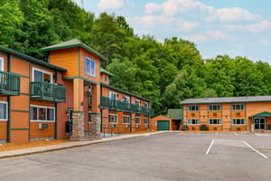 thumbnail: Exterior