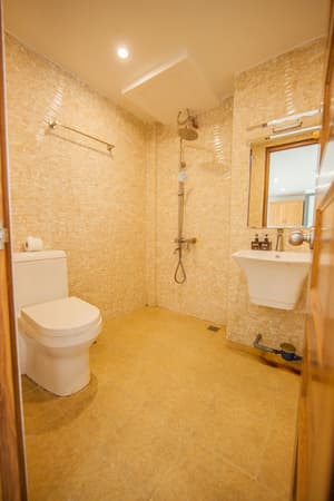 thumbnail: Bathroom