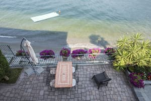 thumbnail: Balcony