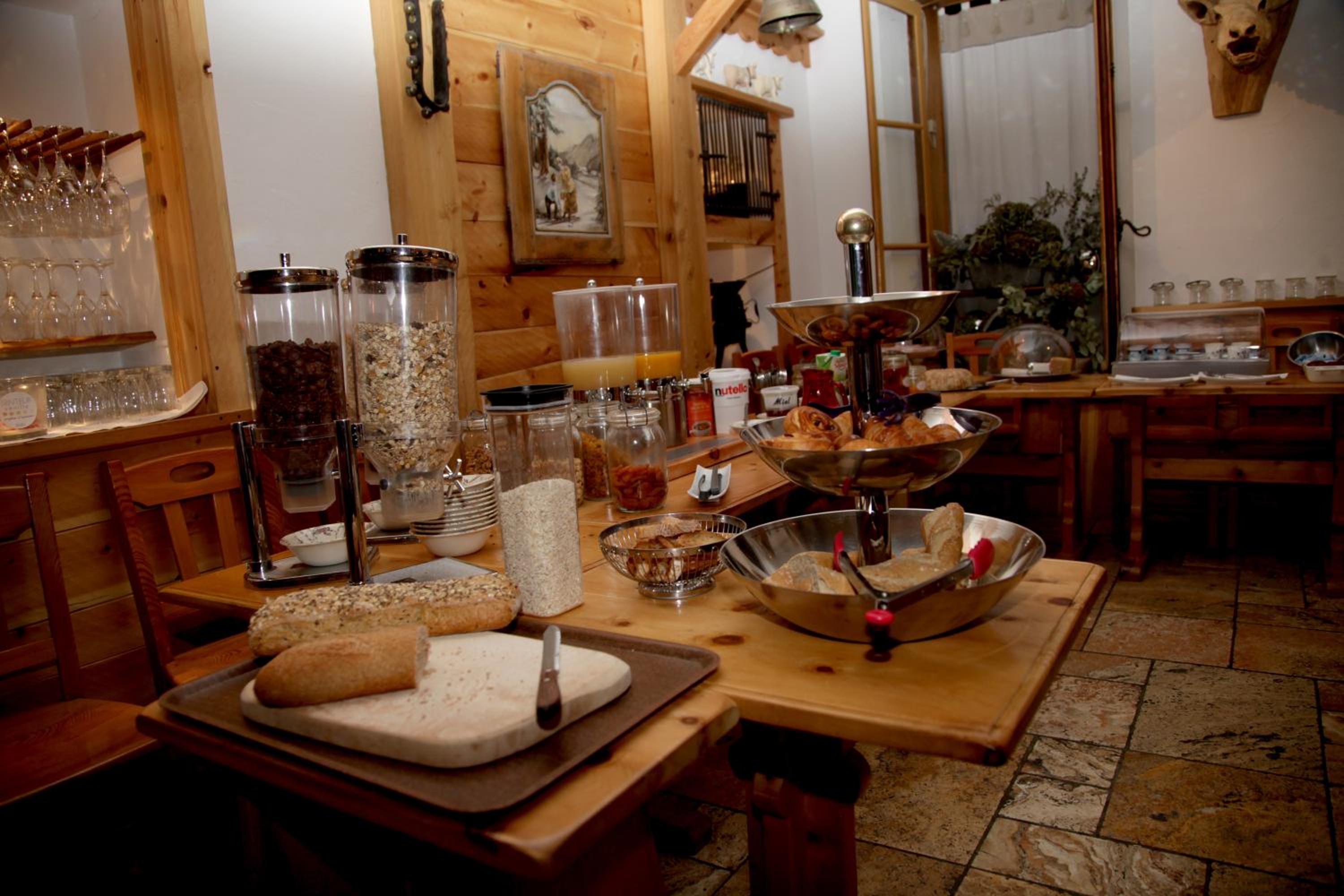 Restaurant-cafeteria