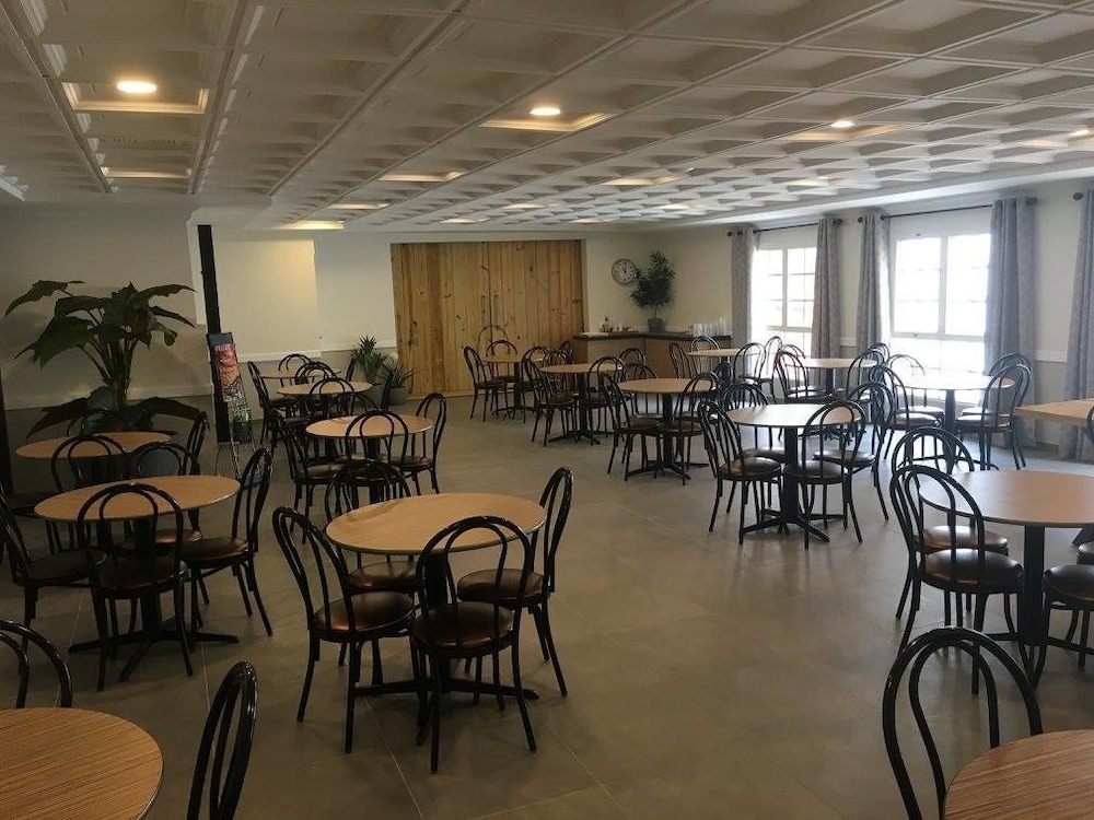 Restaurant-cafeteria