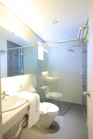 thumbnail: Bathroom