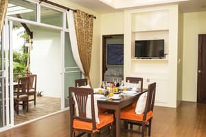 thumbnail: In-room dining