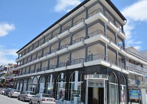 thumbnail: Front of property