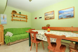 thumbnail: Living room
