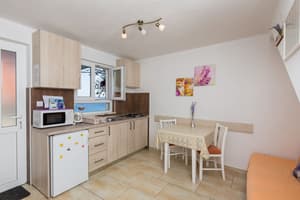 thumbnail: Private kitchenette