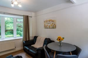 thumbnail: In-room dining