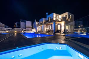 thumbnail: Private pool