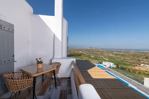 thumbnail: Balcony view