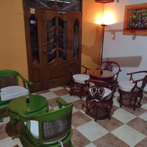 thumbnail: Bar (on property)