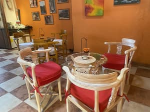 thumbnail: Restaurant