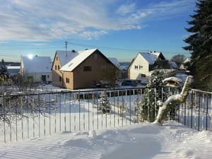 thumbnail: Exterior