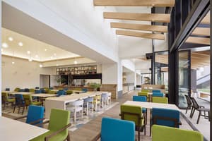 thumbnail: Restaurant