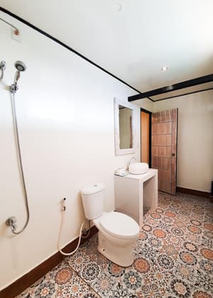 thumbnail: Bathroom
