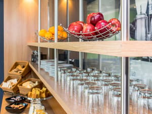 thumbnail: Breakfast area