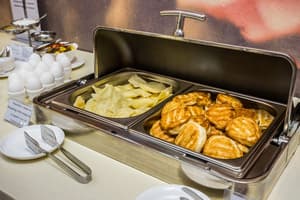 thumbnail: Buffet