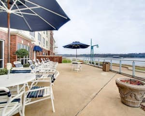 thumbnail: Terrace/patio