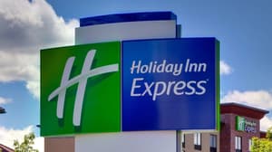 Holiday Inn Express & Suites Chicago Matteson by IHG