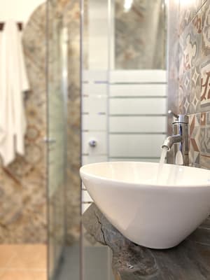thumbnail: Bathroom