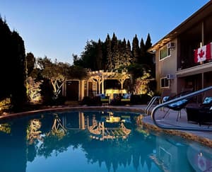 thumbnail: Exterior